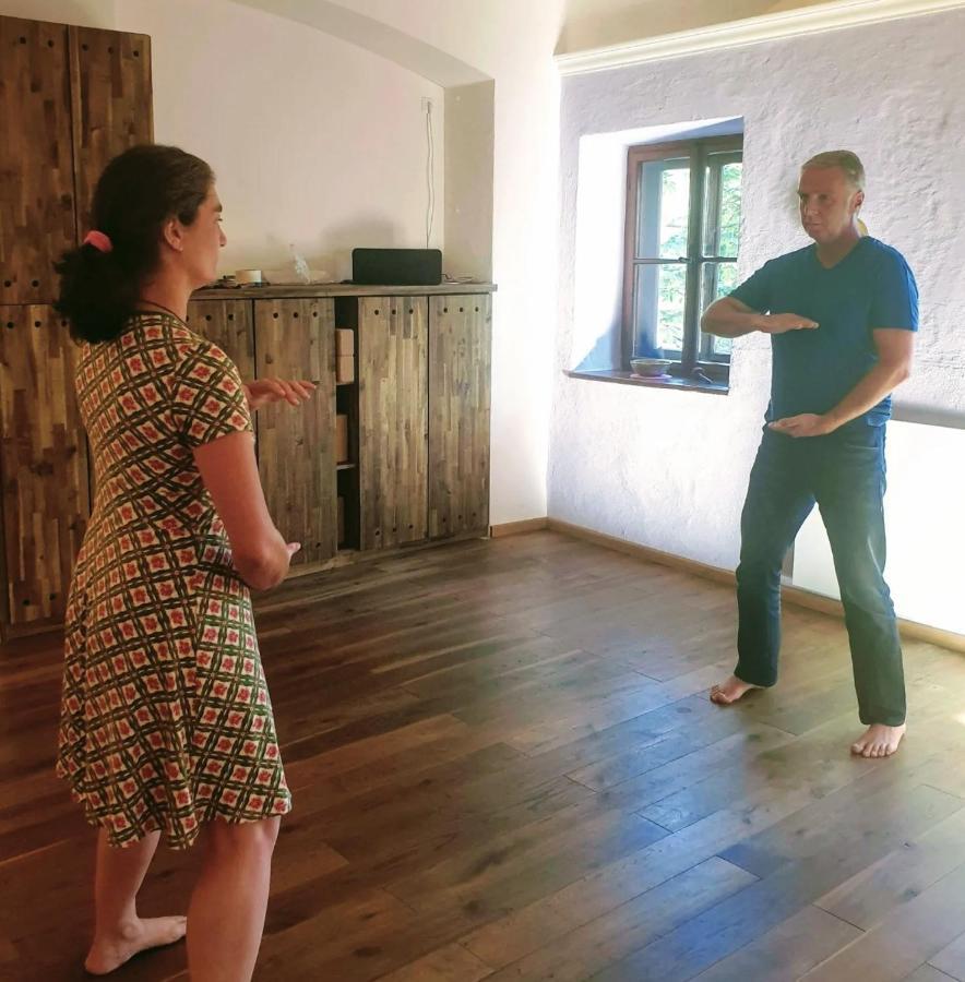 Tauglerei Appartement Bernstein In Den Zauberbergen Sankt Koloman Eksteriør billede